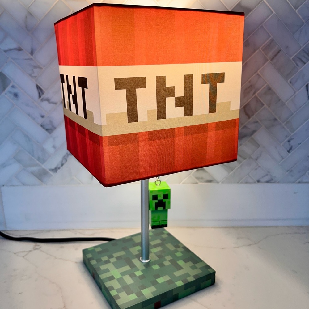 TNT Themed Table Lamp with Creeper Charm